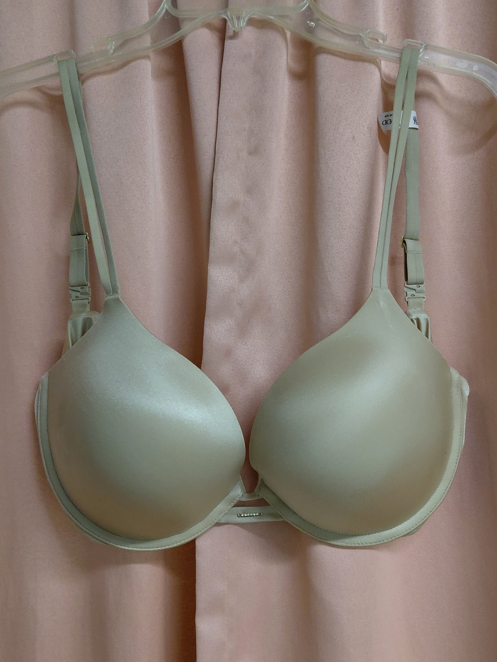 Victoria's Secret *Very Sexy Smooth Push-up Bra 36E (DD)